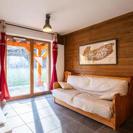 Niveoles By Interhome * Morillon