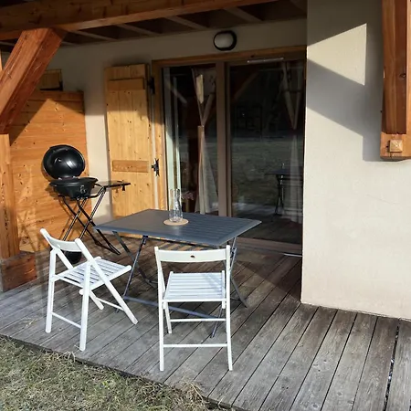 Niveoles By Interhome * Morillon